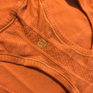 Lululemon workout top